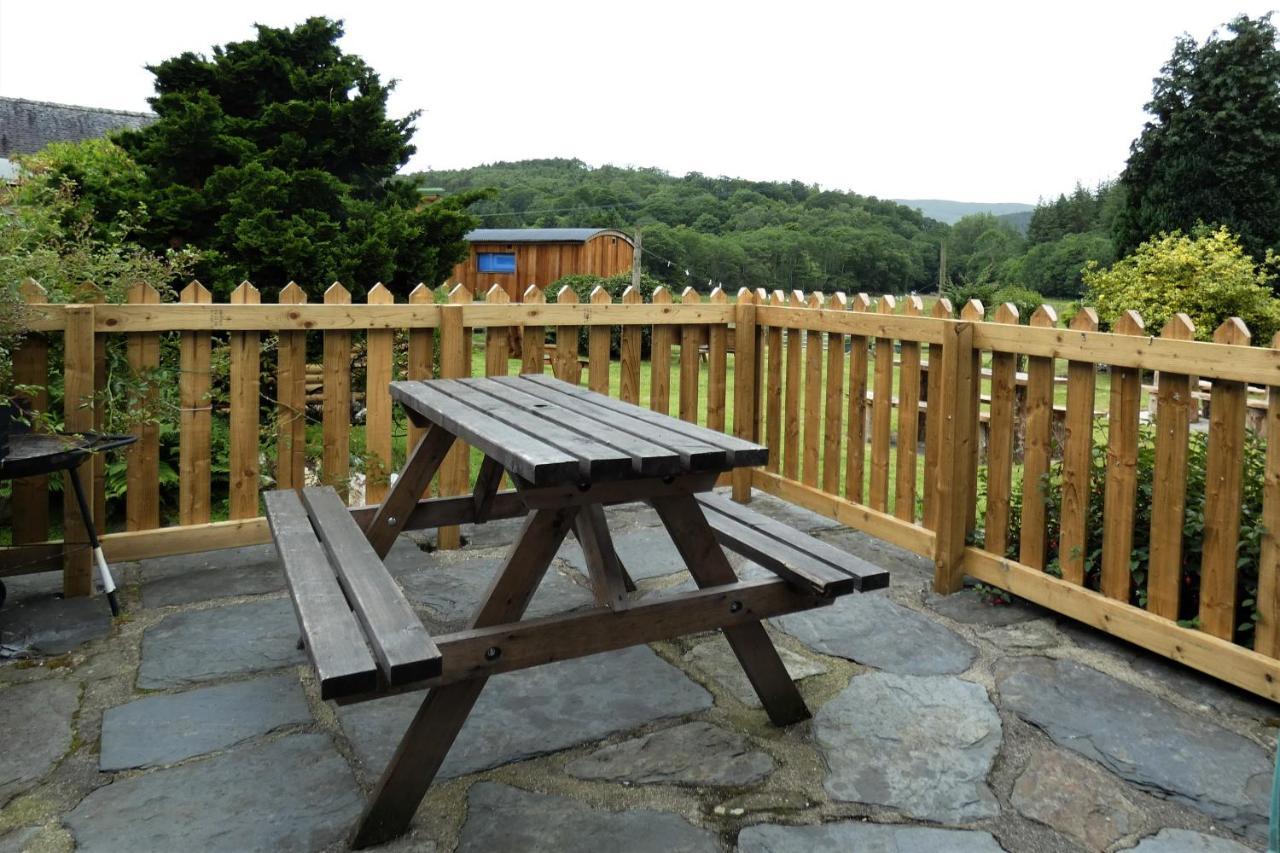 Abergwynant Farm Glamping & Apartments Dolgellau Ngoại thất bức ảnh